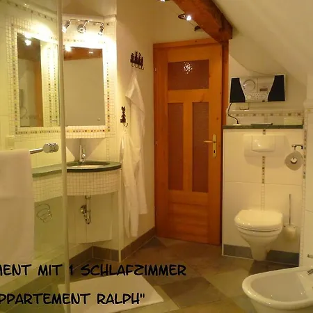 Schloemicher Leopold Und Birgitt Apartment