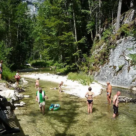 Schloemicher Leopold Und Birgitt باد ميترندورف